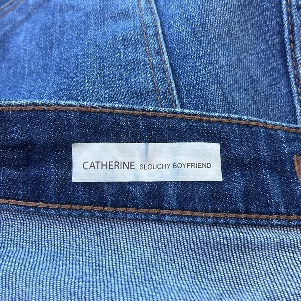 Kut from the Kluth Catherine Slouchy Boyfriend Jean - size 8